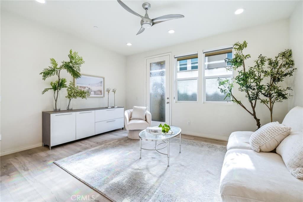 Townhouse at 11130 Legion Loop 105, El Monte — photo 11 of 12