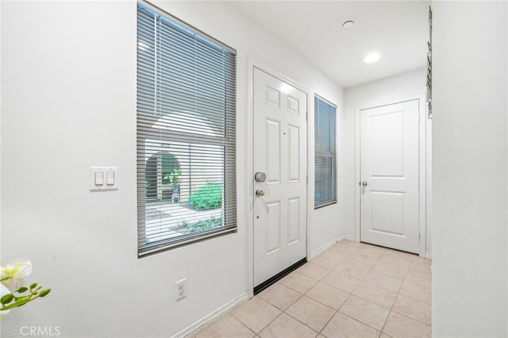 Townhouse at 11130 Legion Loop 105, El Monte — photo 5 of 12