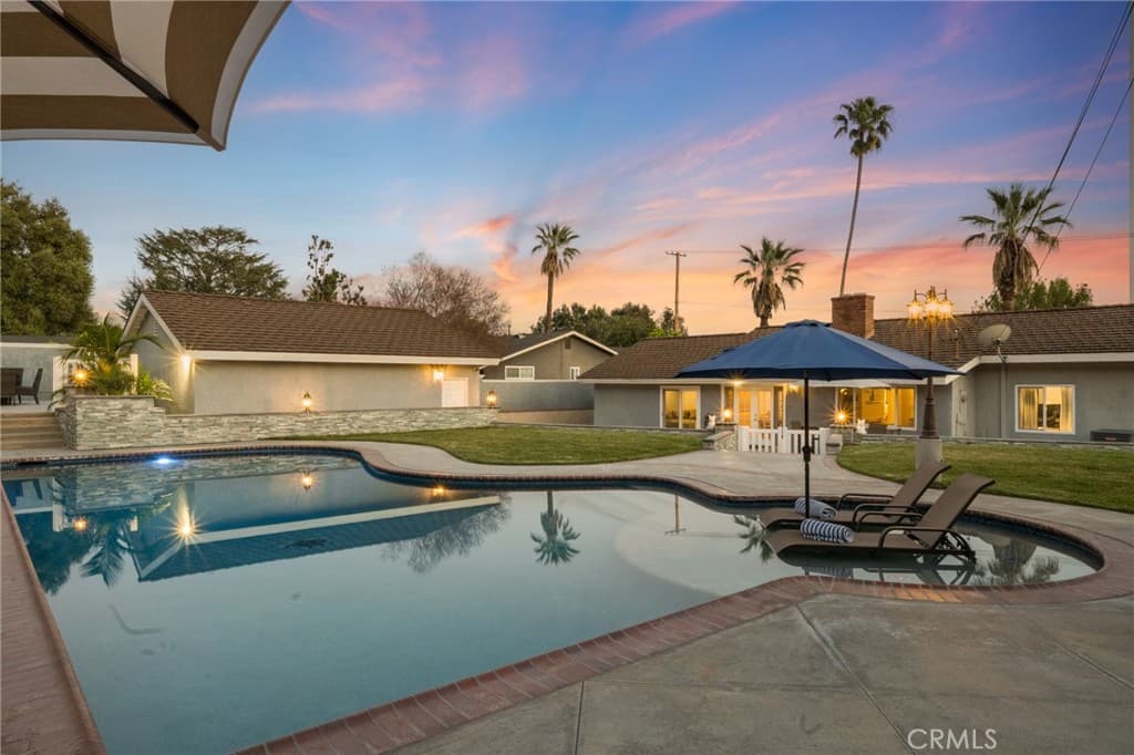Home at 735 E Sierra Madre, Glendora — photo 3 of 12