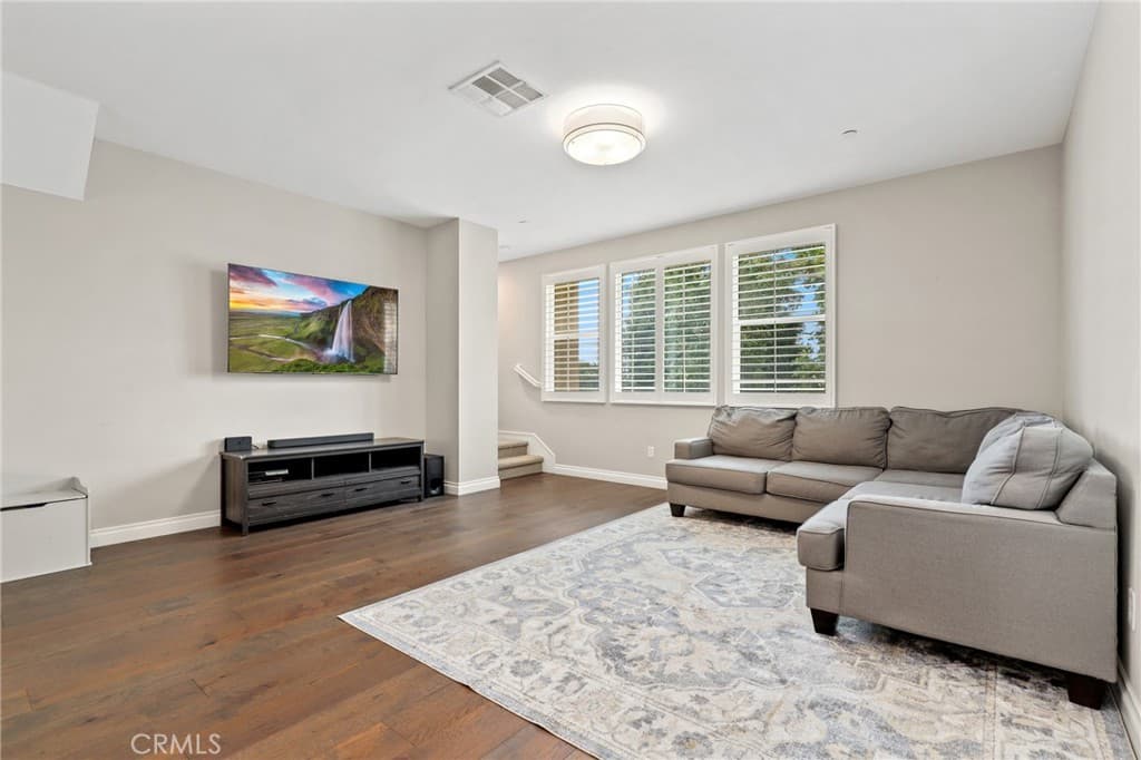 Condo at 649 W Foothill Boulevard 2, Glendora — photo 12 of 12