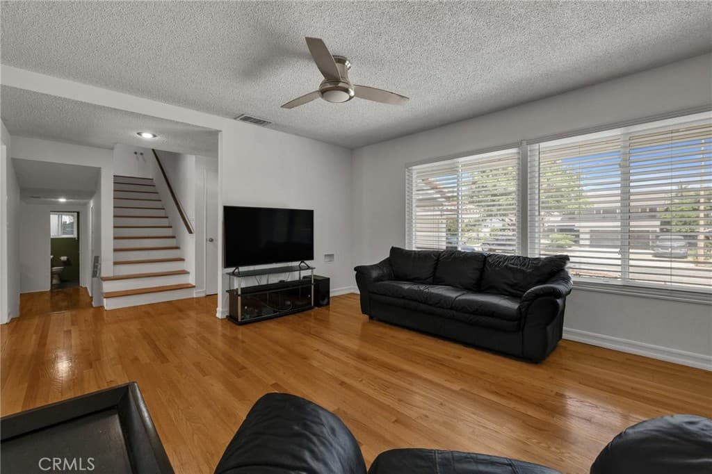 Home at 15610 Pintura, Hacienda Heights — photo 5 of 12