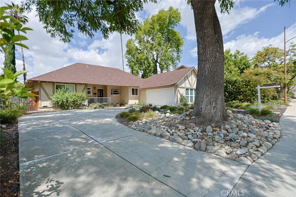 Home at 1153 Northwestern Drive, Claremont — photo 3 of 12