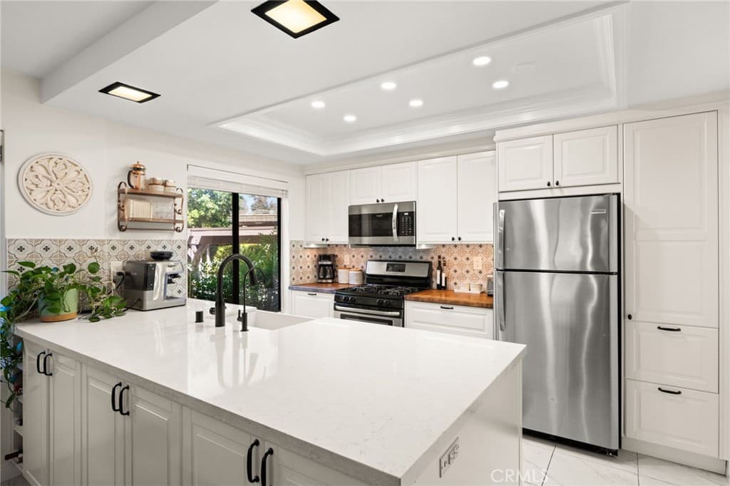 Condo at 374 S Prospectors 121, Diamond Bar — photo 11 of 12
