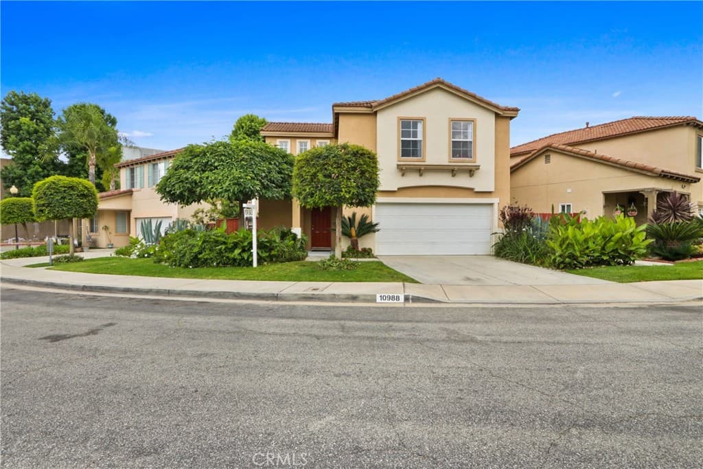 Home at 10988 Las Flores, El Monte — photo 1 of 12