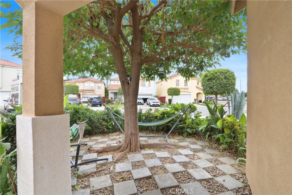 Home at 10988 Las Flores, El Monte — photo 5 of 12