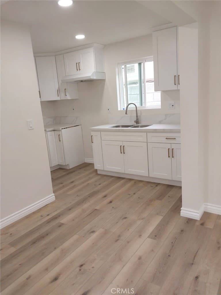 Home at 417 N Vernon, Azusa — photo 11 of 12
