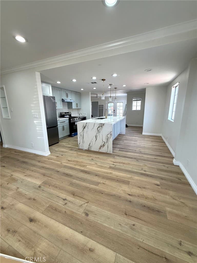 Home at 417 N Vernon, Azusa — photo 3 of 12