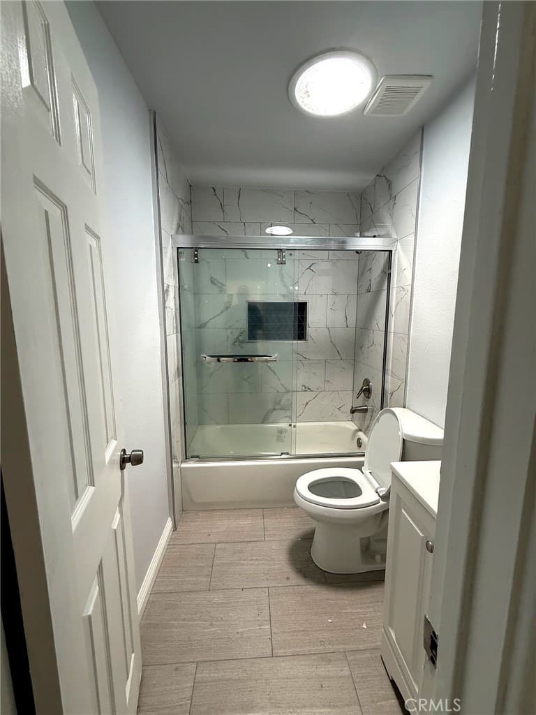 Home at 417 N Vernon, Azusa — photo 4 of 12