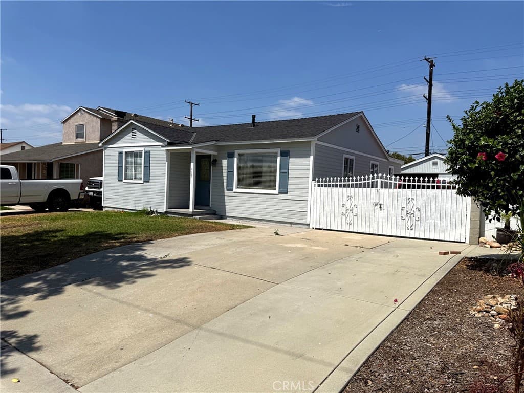 Home at 417 N Vernon, Azusa — photo 1 of 12