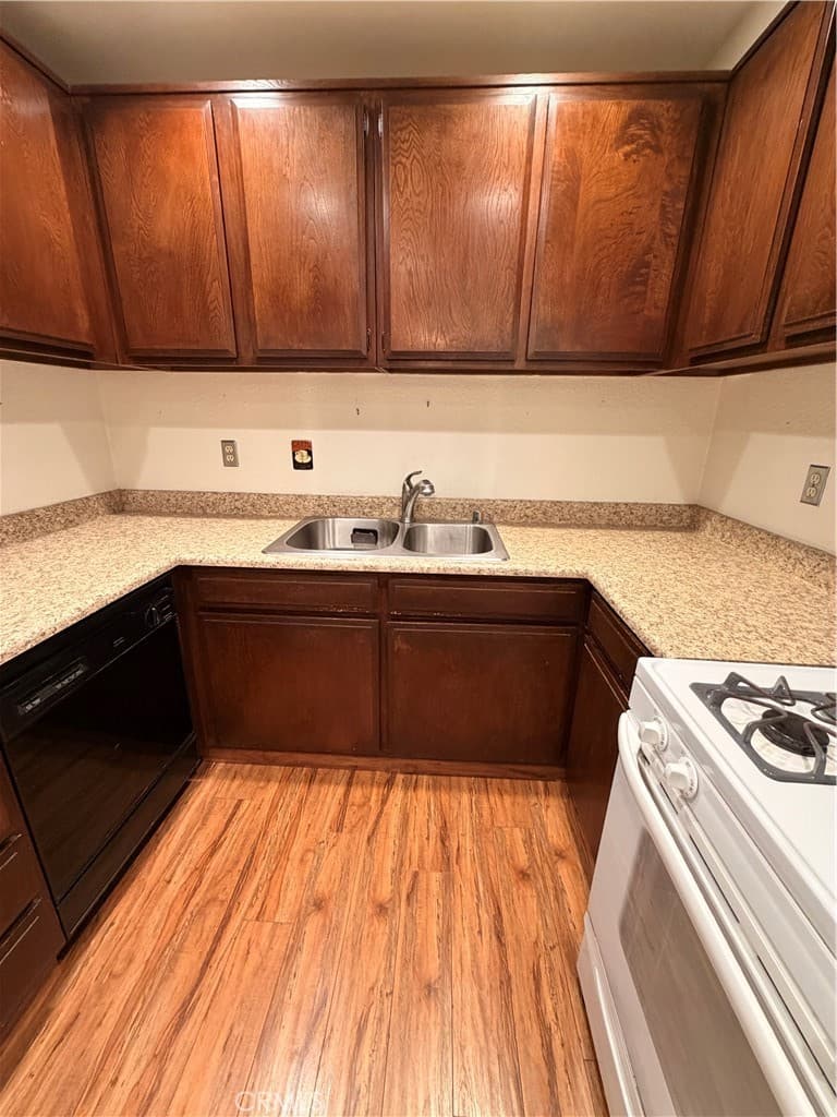 Condo at 22812 Hilton Head 43, Diamond Bar — photo 7 of 12