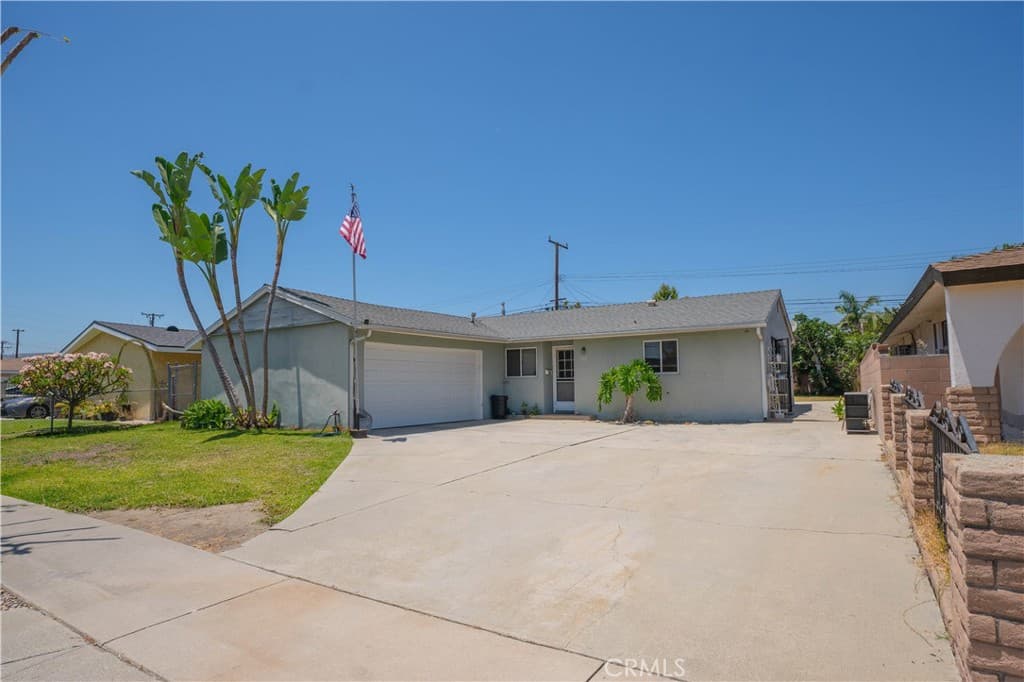 Home at 343 N Sunset, La Puente — photo 8 of 12