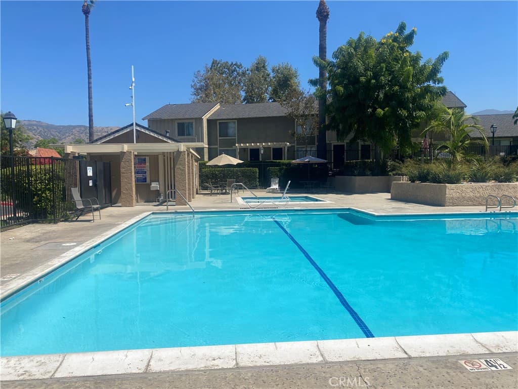 Townhouse at 1625 Heather Drive, La Verne — photo 4 of 4