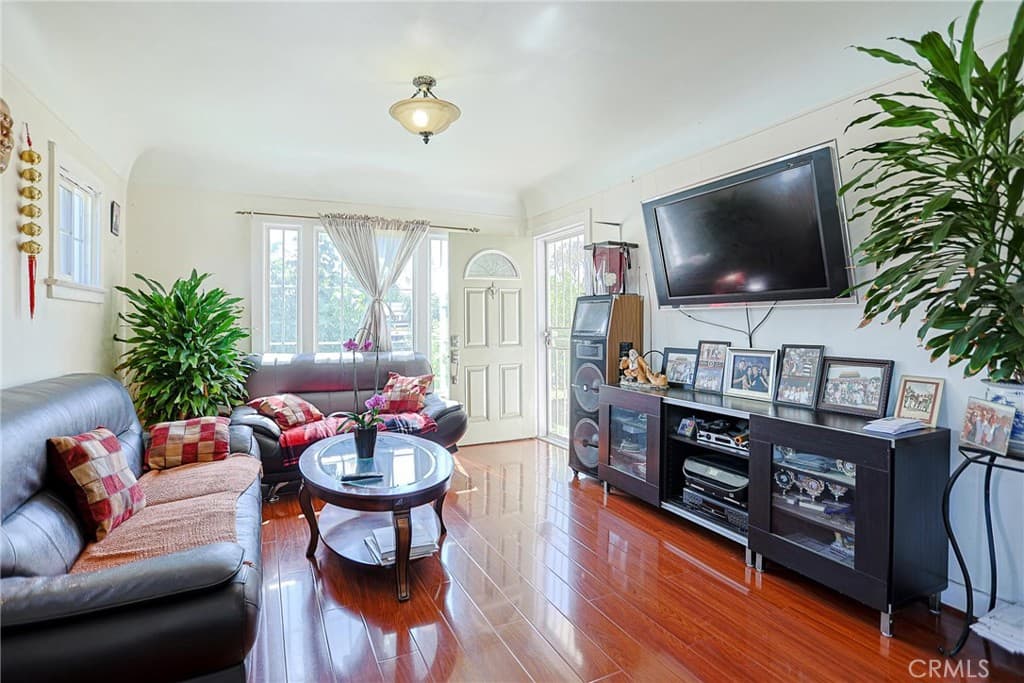 Home at 2811 Lexington, El Monte — photo 4 of 12