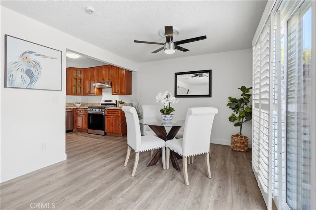 Townhouse at 321 W Hermitage, Azusa — photo 11 of 12