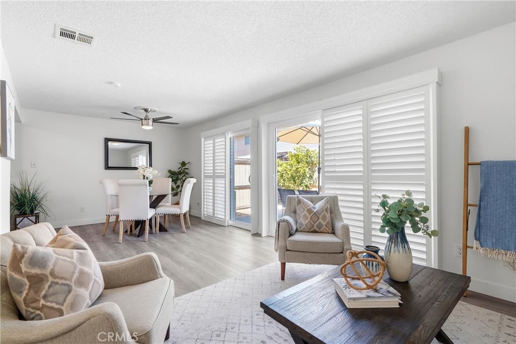 Townhouse at 321 W Hermitage, Azusa — photo 9 of 12