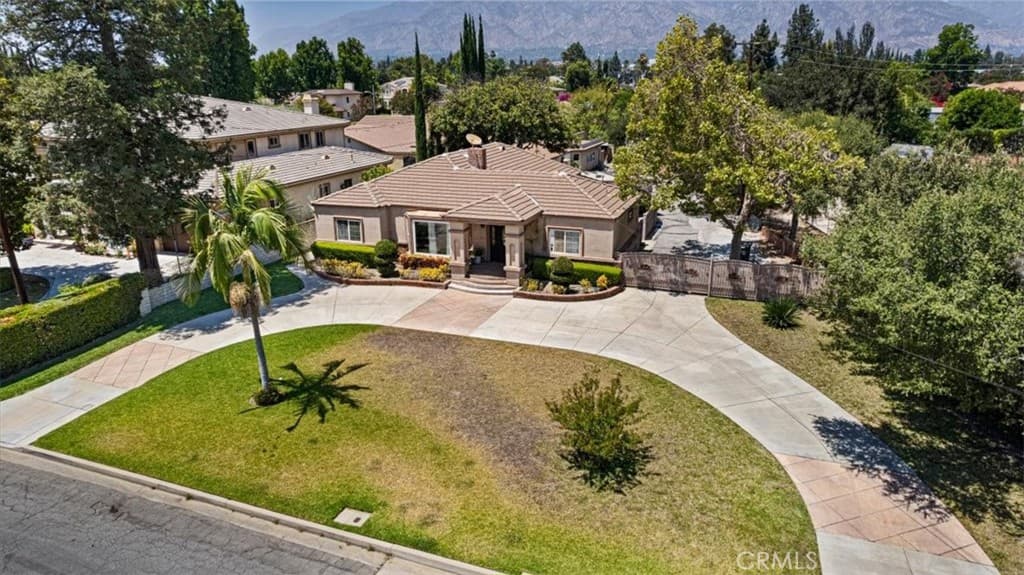 Home at 221 W Le Roy, Arcadia — photo 1 of 12