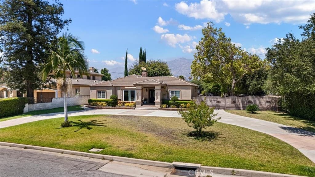 Home at 221 W Le Roy, Arcadia — photo 2 of 12