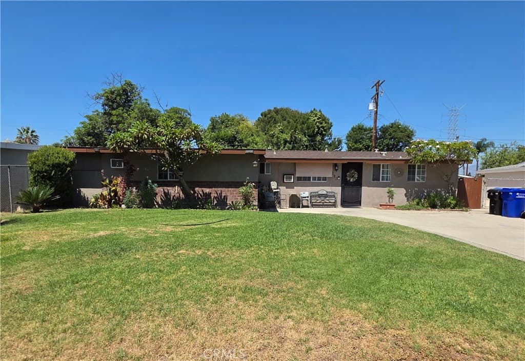Home at 5341 N Leaf, Azusa — photo 1 of 12