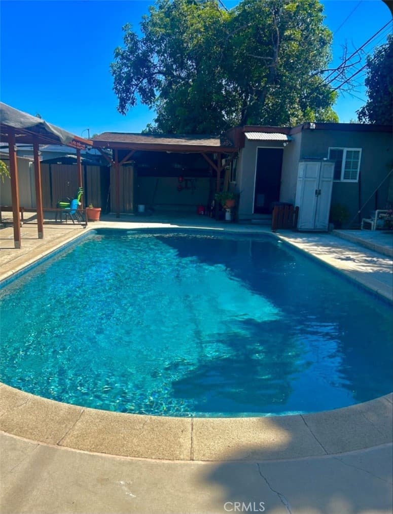 Home at 5341 N Leaf, Azusa — photo 10 of 12