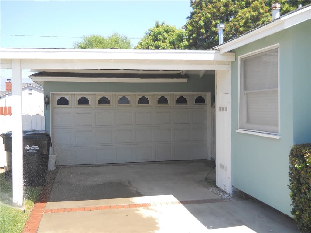 Home at 1615 W Swanee Lane, West Covina — photo 3 of 12