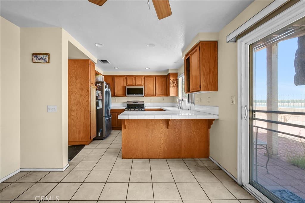 Home at 1813 Mirador, Azusa — photo 8 of 12