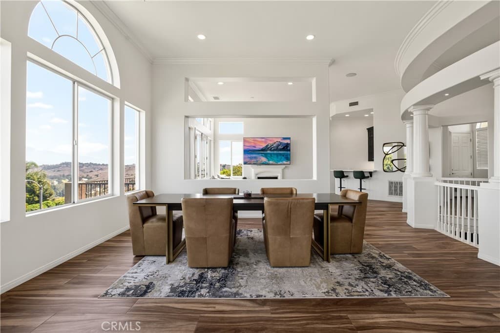 Home at 302 Via Blanca, San Dimas — photo 11 of 12