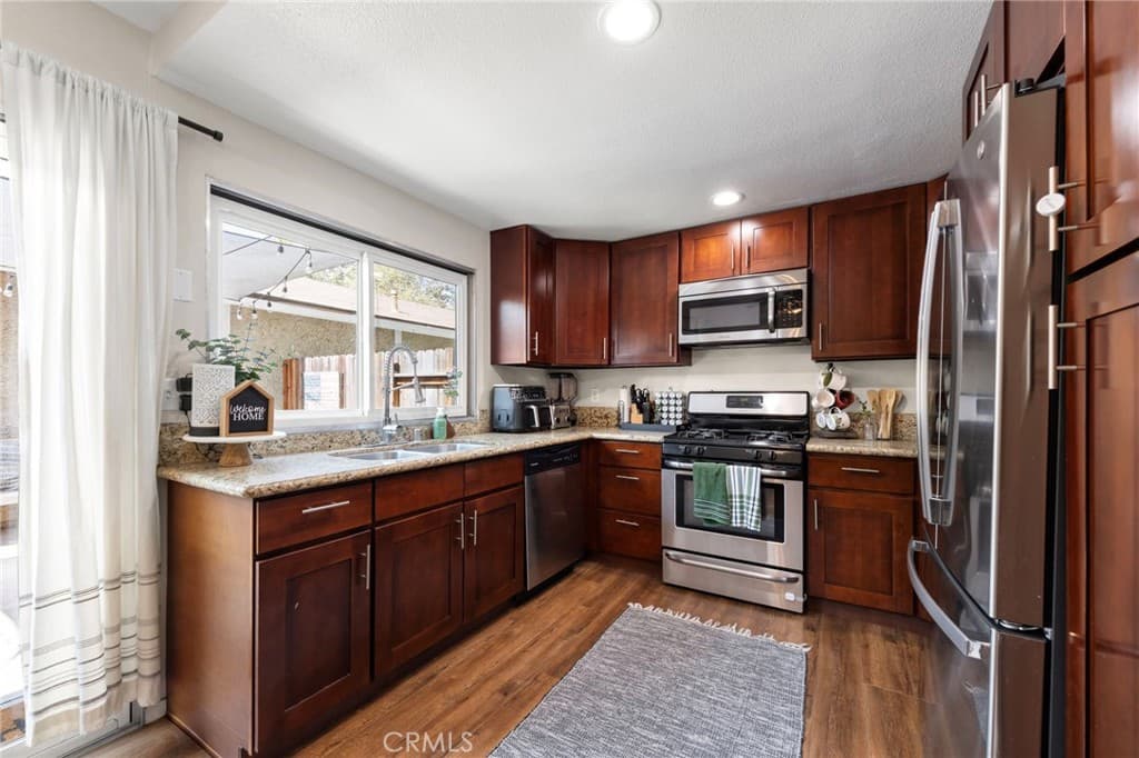 Condo at 15216 Shadybend Drive 69, Hacienda Heights — photo 8 of 12