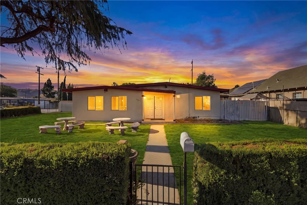 Home at 2065 W Orange Grove, Pomona — photo 3 of 12