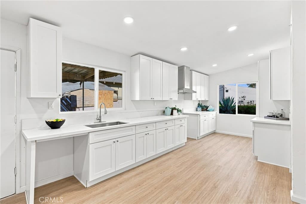 Home at 2065 W Orange Grove, Pomona — photo 10 of 12