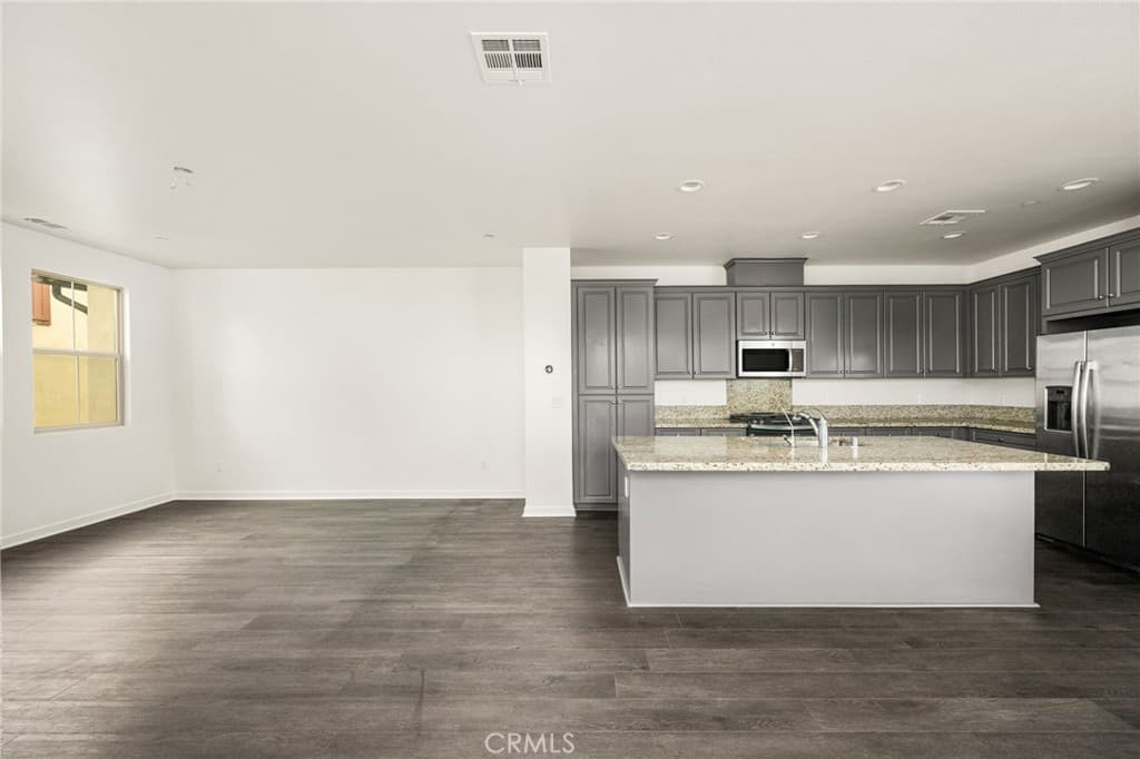 Condo at 21010 Cornerstone, Walnut — photo 10 of 12