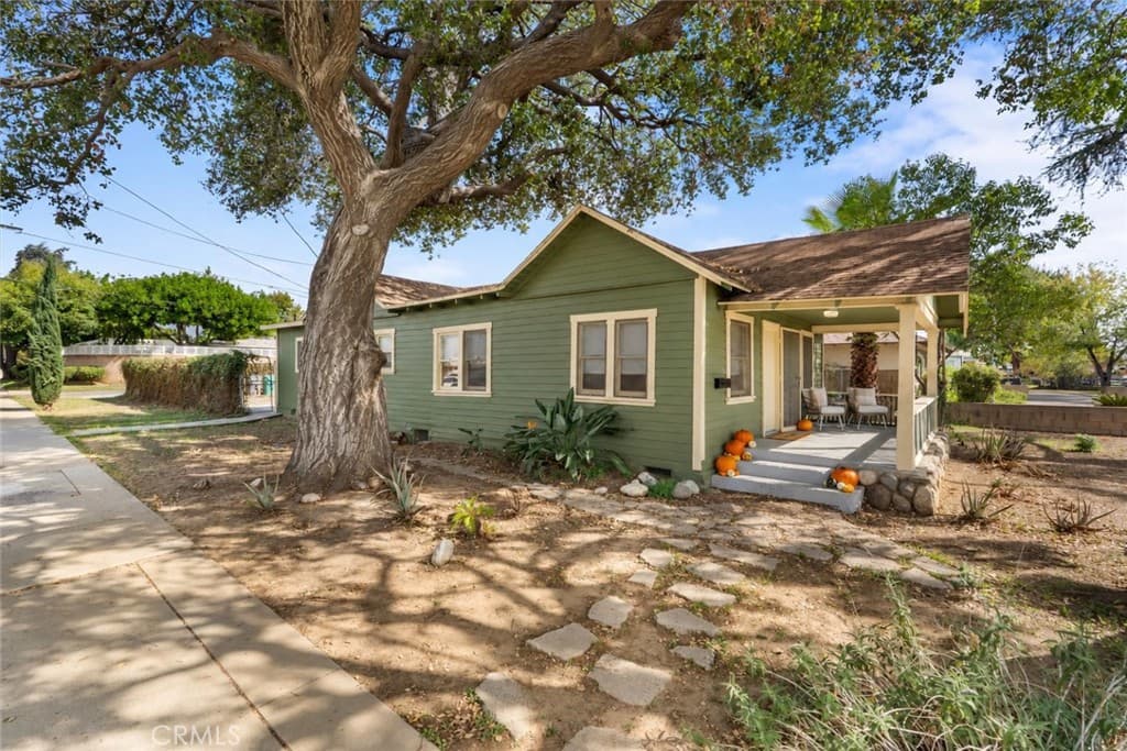 Home at 1809 5th, La Verne — photo 3 of 12