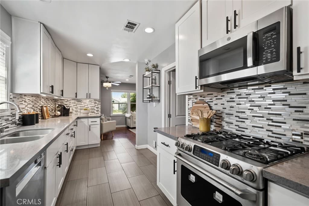 Home at 1426 Lancewood, Hacienda Heights — photo 9 of 12