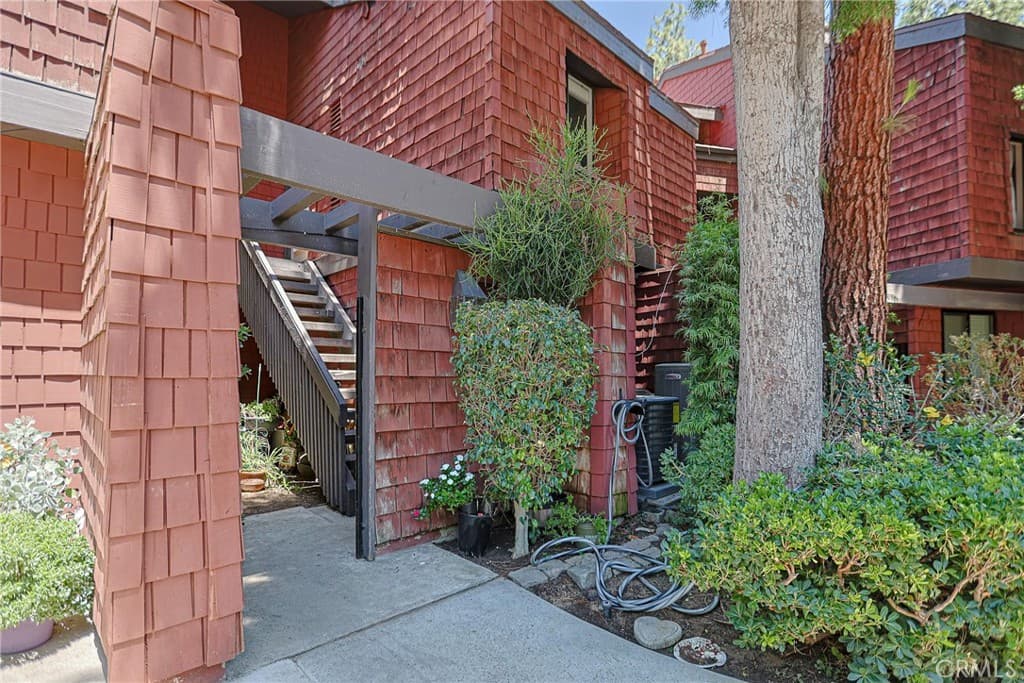 Condo at 356 S Prospectors 83, Diamond Bar — photo 11 of 12