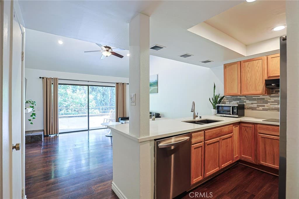 Condo at 356 S Prospectors 83, Diamond Bar — photo 6 of 12