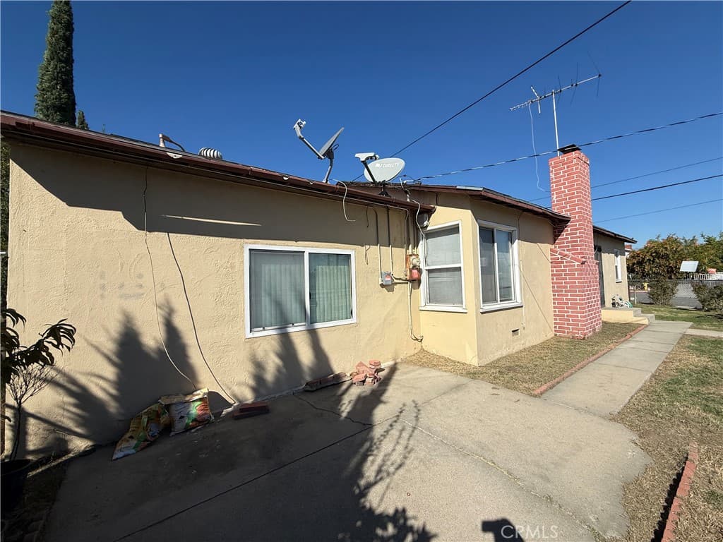 Home at 1783 S Park, Pomona — photo 2 of 12