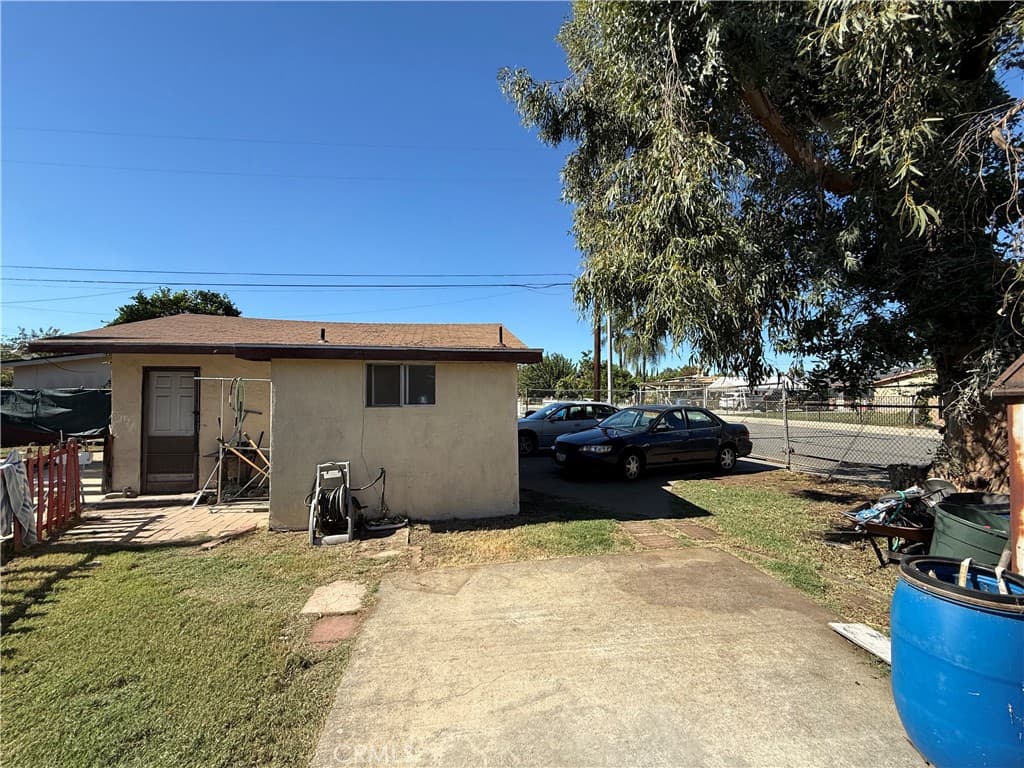 Home at 1783 S Park, Pomona — photo 8 of 12