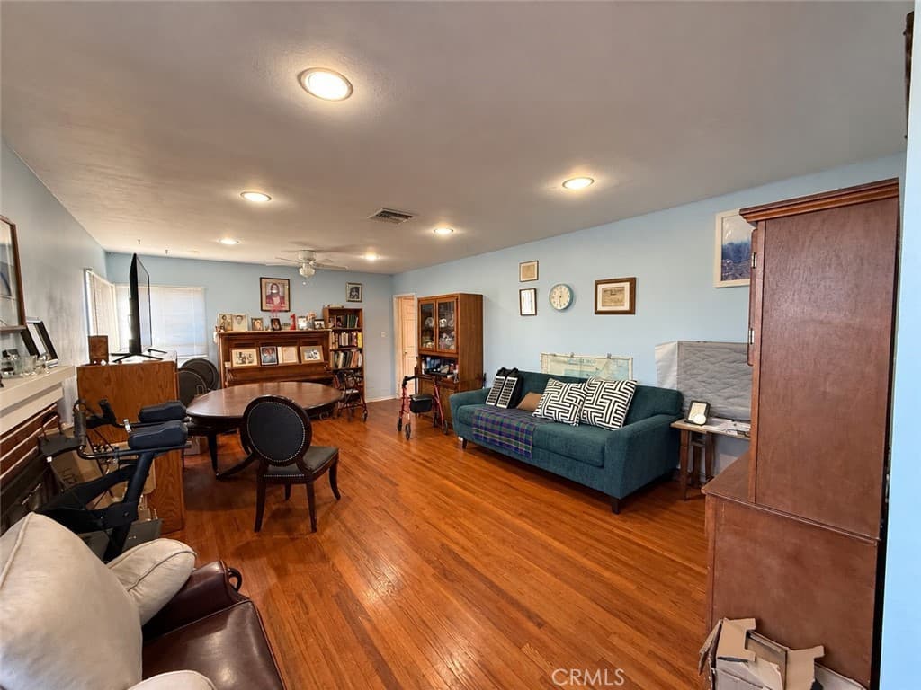 Home at 1783 S Park, Pomona — photo 10 of 12