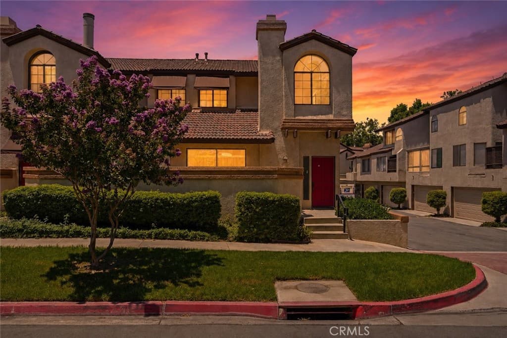 Condo at 22 Mesquite Place, Pomona — photo 1 of 12