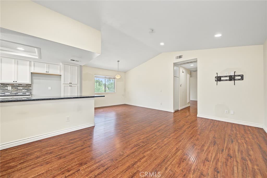 Condo at 21755 Laurelrim B, Diamond Bar — photo 3 of 12