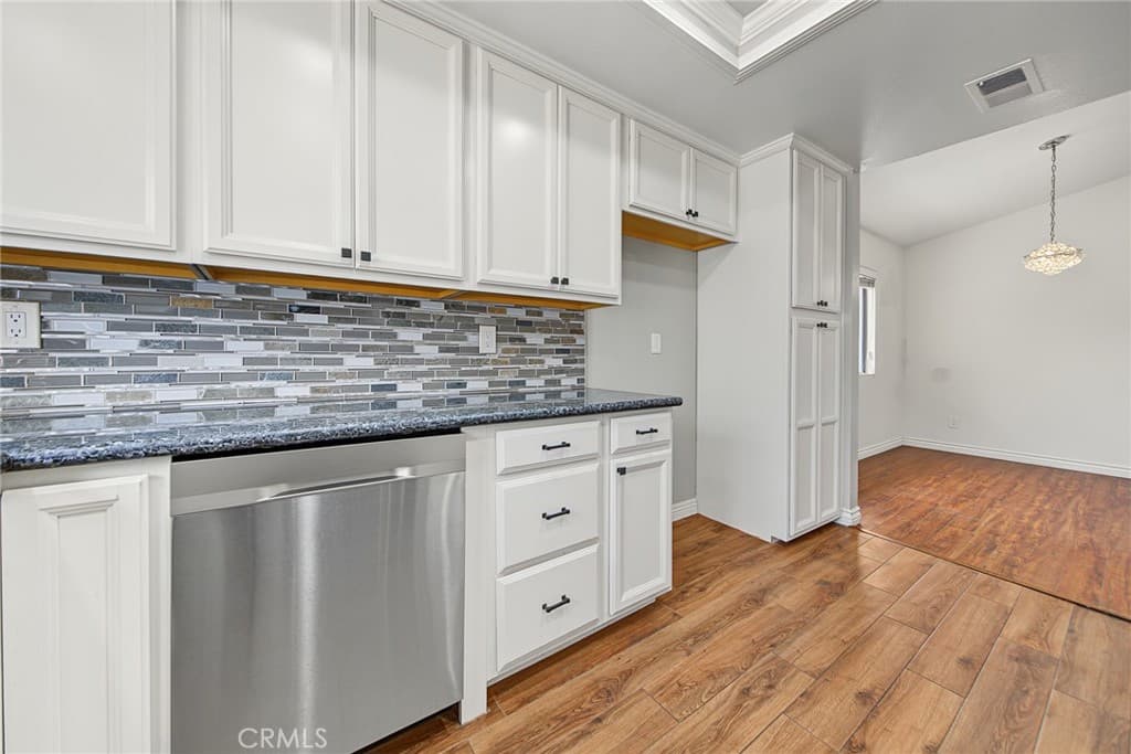 Condo at 21755 Laurelrim B, Diamond Bar — photo 6 of 12