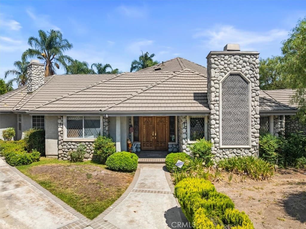 Home at 601 Wrede, West Covina — photo 3 of 12