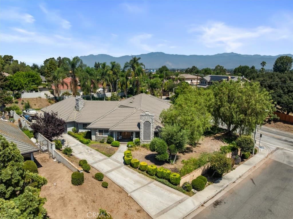 Home at 601 Wrede, West Covina — photo 4 of 12