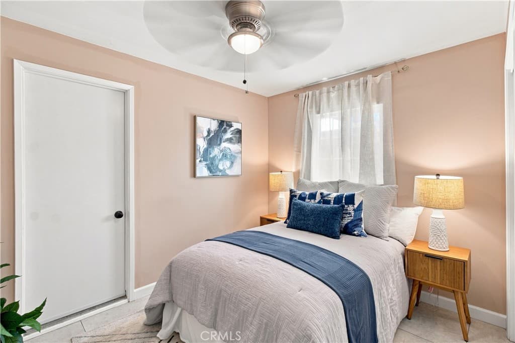 Home at 2584 Fernley Dr, Duarte — photo 11 of 12