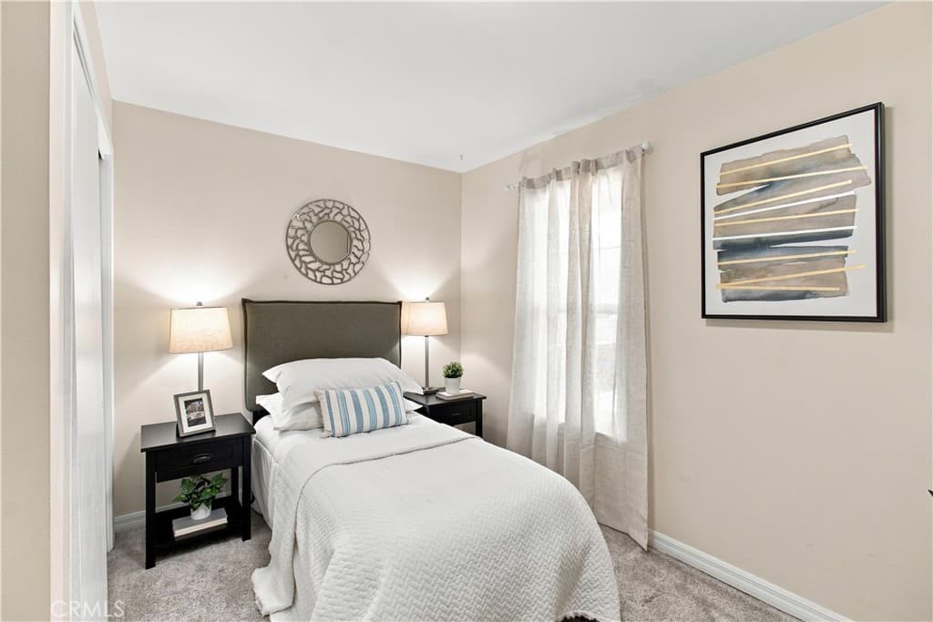 Home at 2584 Fernley Dr, Duarte — photo 9 of 12