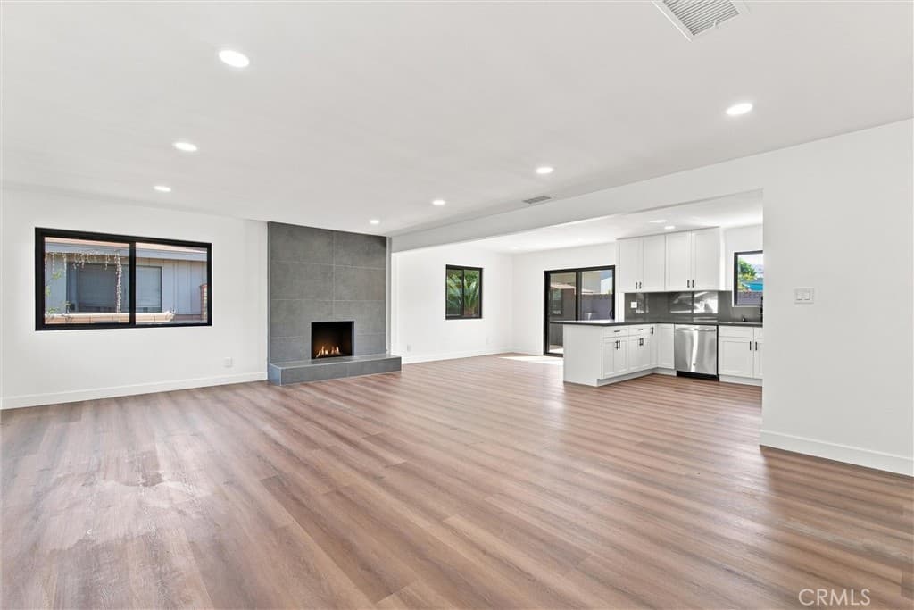 Home at 11541 Cherrylee Drive, El Monte — photo 11 of 12
