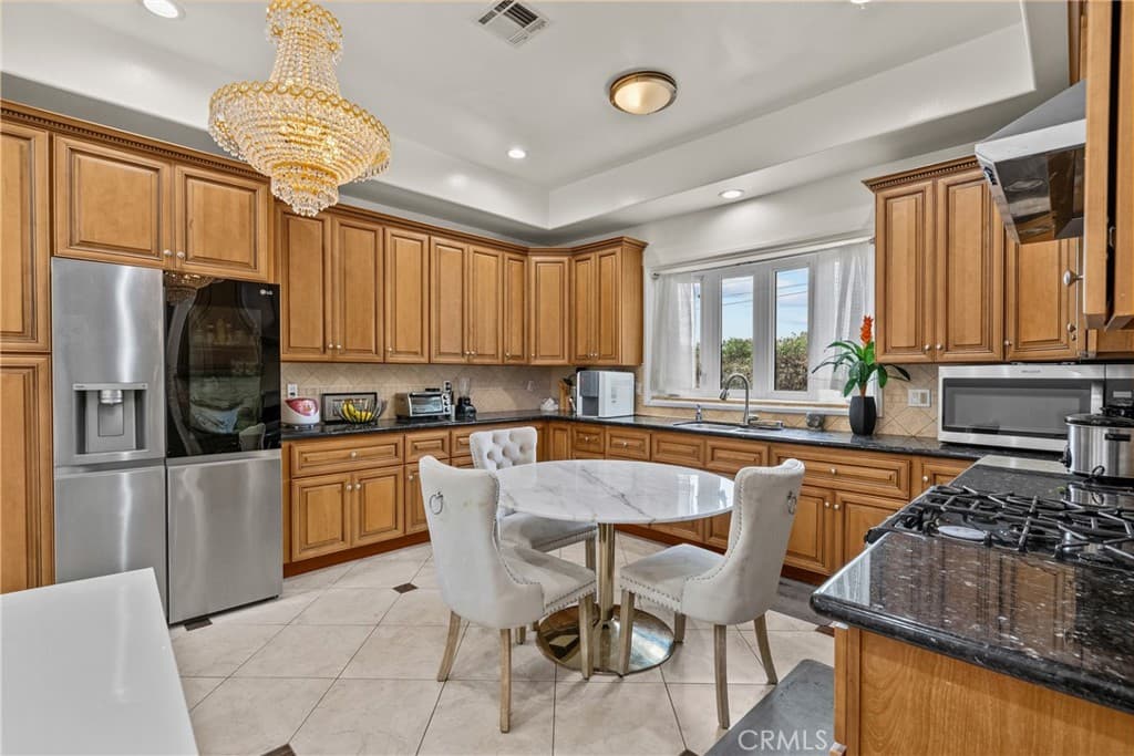 Home at 4216 Cedar Avenue, El Monte — photo 11 of 12