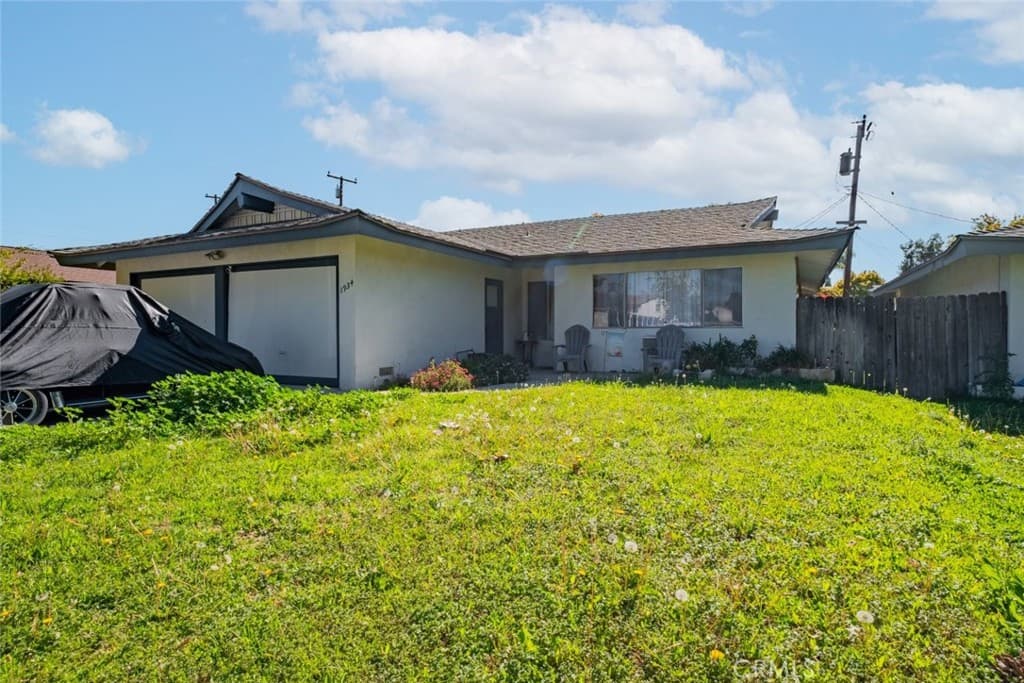 Multi-Family at 1934 Bobolink Way, Pomona — photo 3 of 6