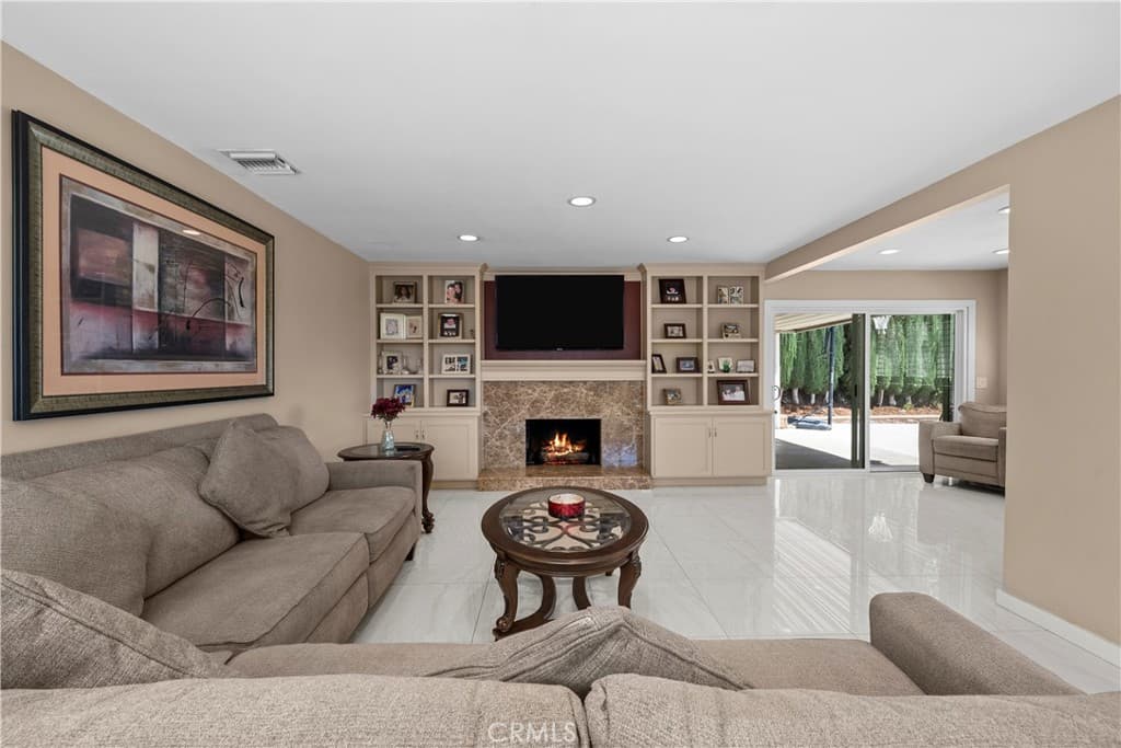 Home at 1243 S Stephora, Glendora — photo 3 of 12