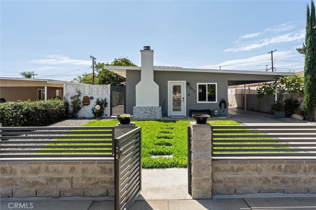 Home at 613 N Louise, Azusa — photo 1 of 12