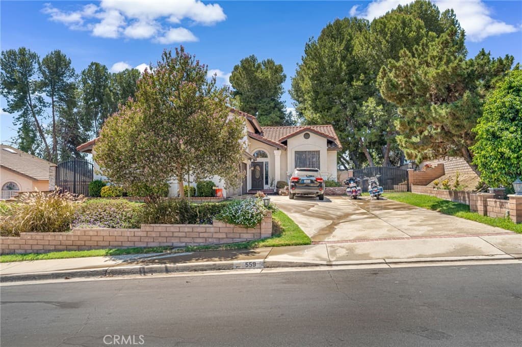 Home at 559 Amethyst, Walnut — photo 4 of 12